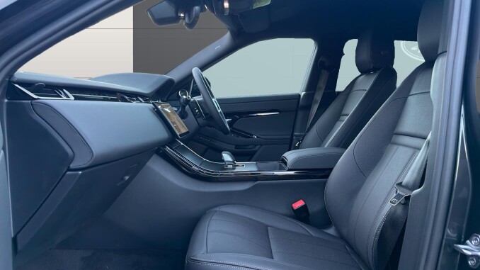 Land Rover Range Rover Evoque 2.0 D200 Hoxton Edition 5dr Auto Diesel Hatchback - Image 3